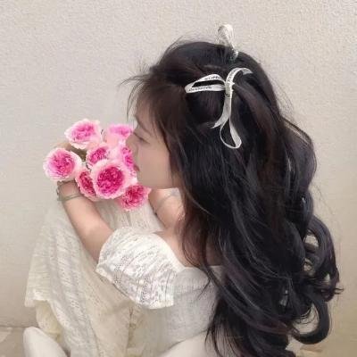 蒙娜丽莎与血月亮